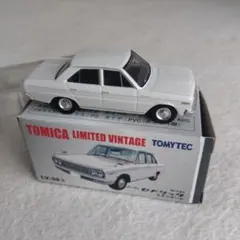 【新品】TOMICA LIMITED VINTAGE ニッサンセドリック2台。 LV-N358a 日産 セドリック 2ドアHT 2800 SGL（緑）75年式 | 製品