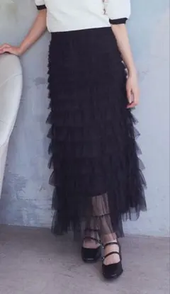 アース　ロングスカート　フレアロングスカート　黒