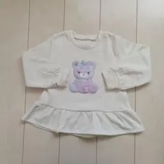クマ刺繍付きクリーム色トレーナー