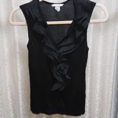 H&M。　ノースリーブ フリル　トップス