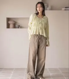 【LOWRYS FARM】ヨウリュウシャーリングショートブラウス　F sizeのサムネイル