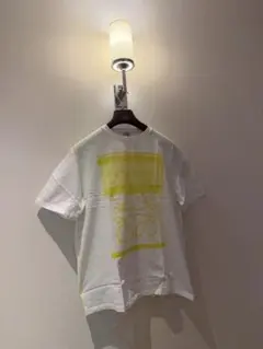 LOEWE ロゴプリント Tシャツ ホワイト/イエローのサムネイル