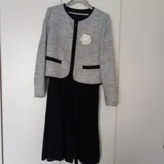 グレーと黒のツイード セレモニースーツ 3点セット