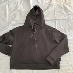 TRECORD バックフリルフードプルオーバー