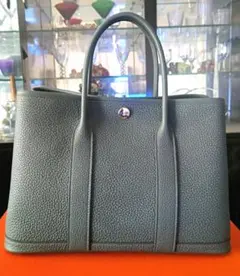 Item thumbnail for item ec967377-6315-4945-b3b2-b7632c6b37a5