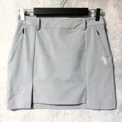 【極美品】WAAC ワック ゴルフスカート グレー サイズ2のサムネイル