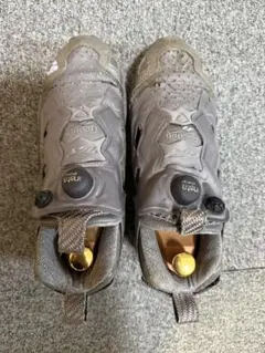 リーボック スニーカー