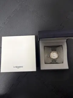 元値19万　LONGINES CONQUEST パーペチュアルカレンダー 腕時計のサムネイル