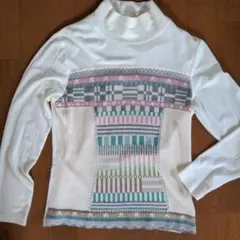 レディース 長袖カットソー ホワイト（幾何学模様）