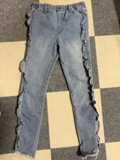 女の子　フリル　ジーンズ　デニム　ジーパン