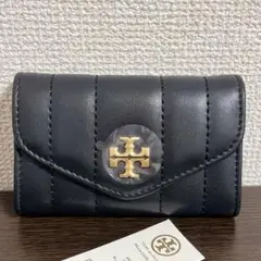 TORY BURCH ブラック　カードケース　名刺入れ　キルティング　二つ折り