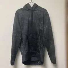 UNDER ARMOUR カモフラ柄 プルオーバーパーカー