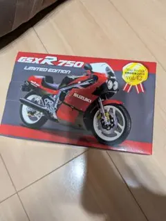 世界の名車シリーズ 42 GSX R750 リミテッドエディションのサムネイル