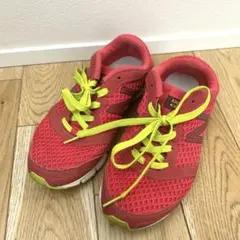 ニューバランス NB 23.5cm ジム用 ランニング シューズ 靴