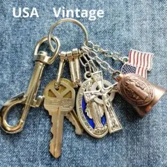 K819 コーデのアクセントに可愛い鍵ヴィンテージ キーホルダー USA