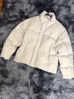 UNIQLOホワイト ダウンジャケット