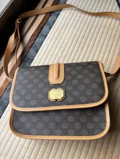 新品　ANGELO-MIO ショルダーバッグ ブラウン