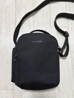 Item thumbnail for item d664bd6f-6e3b-4e4a-8224-5f3dd0279724