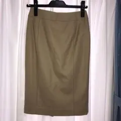 メイソングレイ　タイトスカートのサムネイル