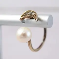 ete エテ イヤーカフ 片耳 パール風＆ムーンモチーフ ゴールド