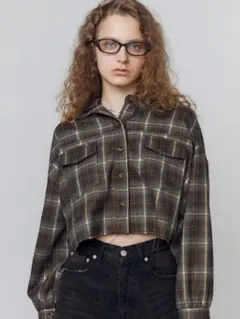 emoda ラヴ上等 babyちゃん着用 クロップフードシャツ シャツ