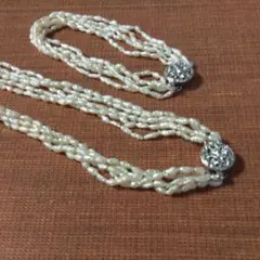 値下げしました。ネックレスとブレスレットのセット