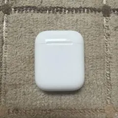 Apple AirPods 第2世代 充電ケース 本体のサムネイル