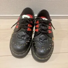 【限定モデル】Dr.Martens SEROVA 花柄　刺繍　ドクロ 3ホールのサムネイル