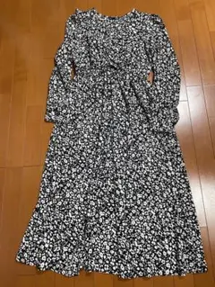 【美品】DAZY 花柄ロングワンピース XLサイズ