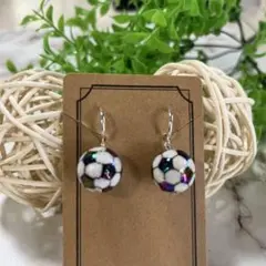 オーロラサッカーボールリングイヤリング3