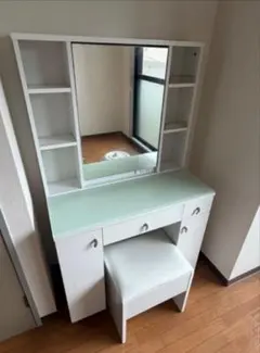 ニトリ NITORI ホワイトドレッサー 鏡台 コンセント付き - メルカリ