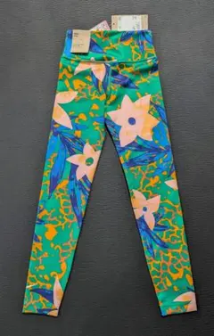 (未使用定価3,850円) Nike One フラワープリントロングパンツ XS