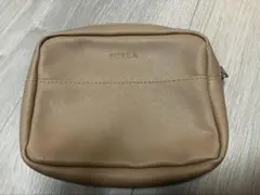 値下げ！FURLA ポーチ　THAI