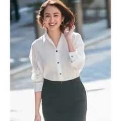 iCB L タグ付き新品未使用　Ｍｉｌｄ　Ｃｏｔｔｏｎ　ブラウス ホワイト　40のサムネイル