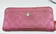 COACHピンク キャンバス 長財布