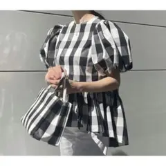 Tsuru Mariko OikawaEleonore/チェックペプラムトップスのサムネイル