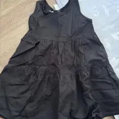 黒のノースリーブワンピース 90