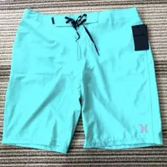 新品タグ付き　ハーレー　メンズ　サーフパンツ　ボードショーツ　32水着　Lミント