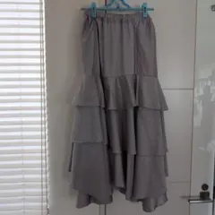 〈ヘビロテUSED品♪〉axes femme グレー フレアスカート ♪