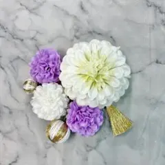 髪飾り　ホワイトダリアタッセル付き　6点セット