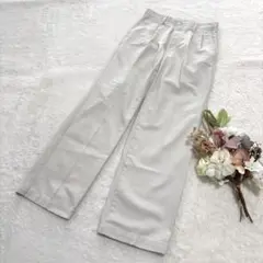 【ユニクロ】UNIQLO メンズ ツータックチノパンツ ベージュ S