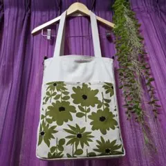 ポケットの中にも小さなポケットが付いたトートバッグ■花柄②オリーブ