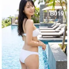 AI美女 AIグラビア 白ビキニ 振り返り プール 2L/A4 B019