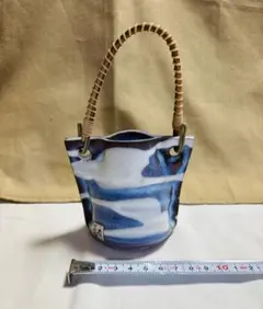 美濃焼 手付き一輪挿し