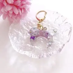 ☆藤棚と猫～虹色の風景～ レジンキーホルダー ハンドメイド - メルカリ