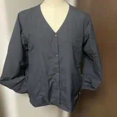 THE NORTH FACE Vネック ジャケットのサムネイル