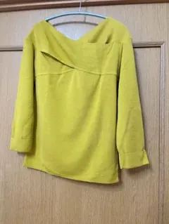 ラトカーレ　ニット　トップス