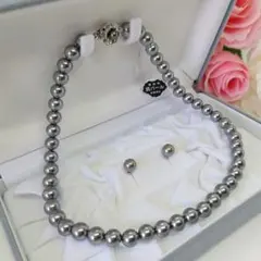 新品未使用 グレー 貝パールネックレス＋ピアス/イヤリング 2点セット☆ブラック