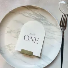 テーブルナンバー　結婚式　ウェディング　披露宴　wedding ペーパーアイテム