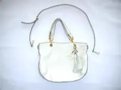 MICHAEL KORSマイケルコースのホワイトのグレーのショルダートートバッグ